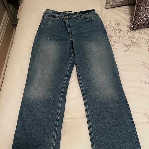 A&F curve love straight jeans with cross cross waist size 26/2 - Picture 1 of 6